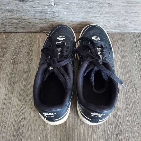 Nike Air Force LV8 3 Black GS Shoe Size 7Y CJ4092-001 - Picture 6 of 10